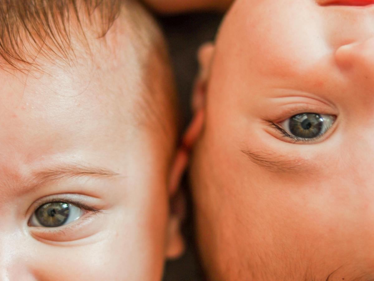 Postpartum Nutrition for Moms with&nbsp;TWINS!